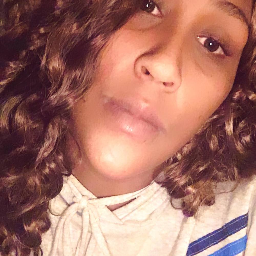 Meet your Posher, Anissa